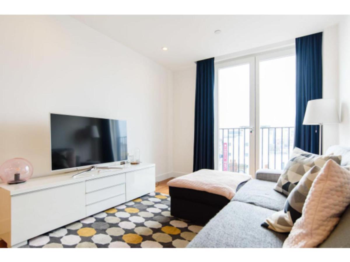 The Most Central Apartment In Cardiff Exterior foto